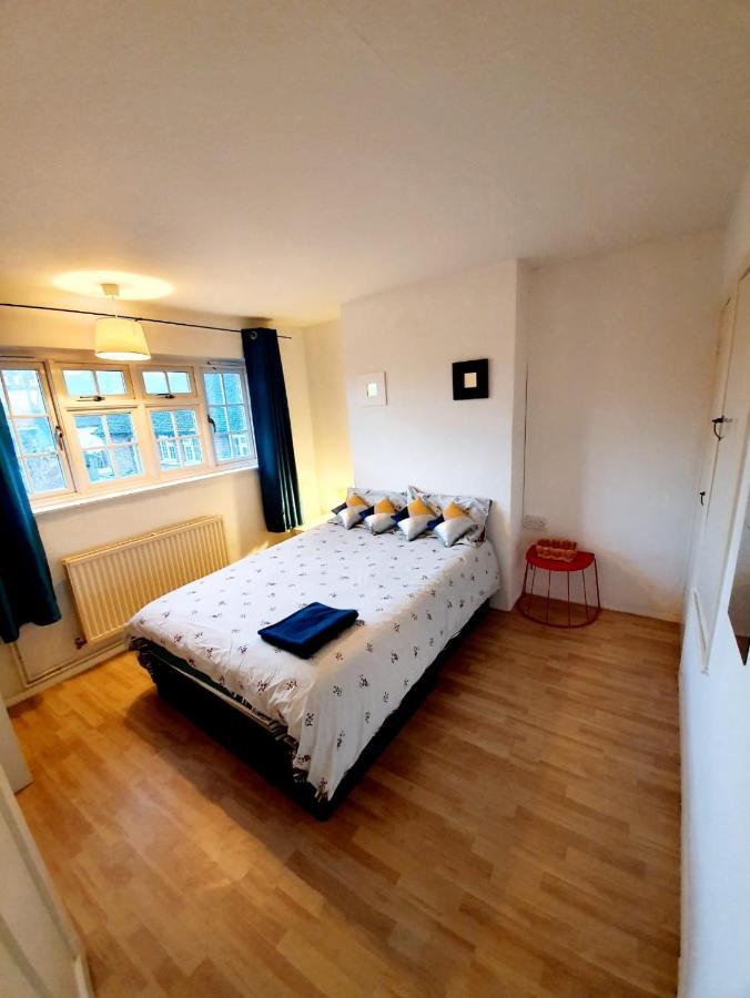 2 Bedroom Apartment In Colchester Town Centre Exterior photo